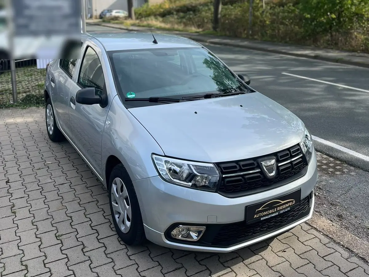 Dacia Sandero – Bild 1 von 8